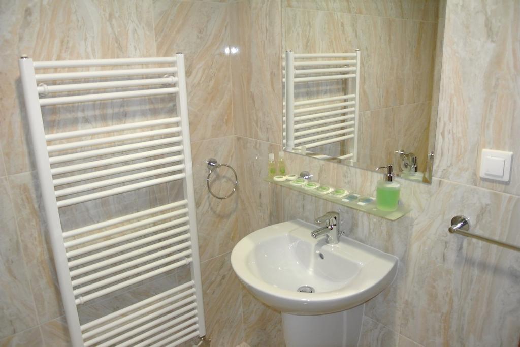 Penzion Furman U Hoffera Vráble Kamer foto